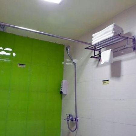8 Inns Dongguan - Dongkeng Branch Zimmer foto